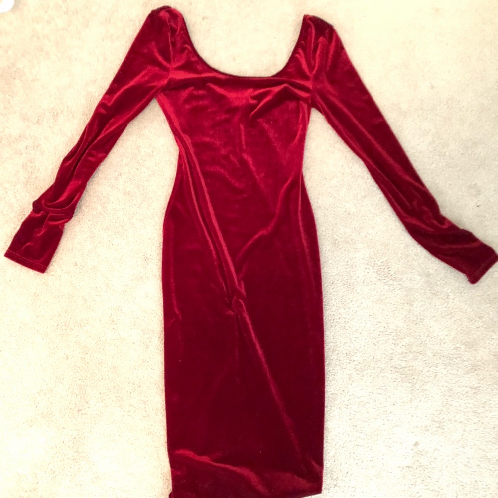 Velvet skin tight red dress!